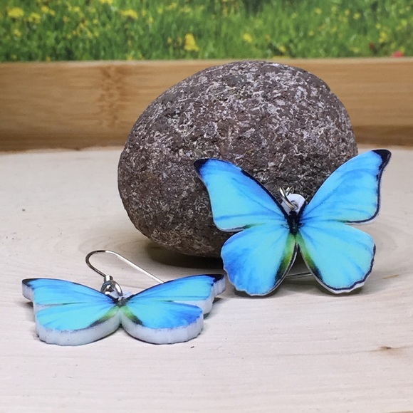 Jewelry - Blue Butterfly Acrylic Earrings
